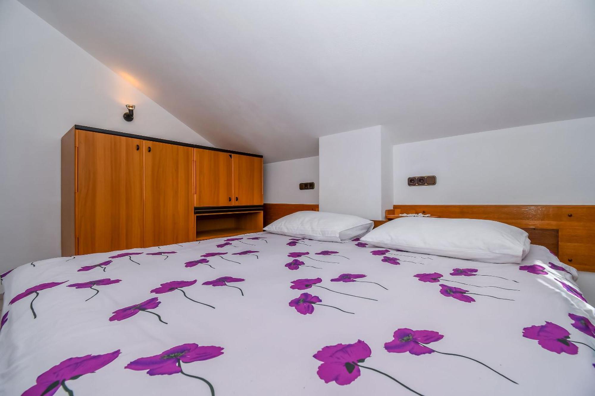 Apartments Anna Τρογκίρ Εξωτερικό φωτογραφία
