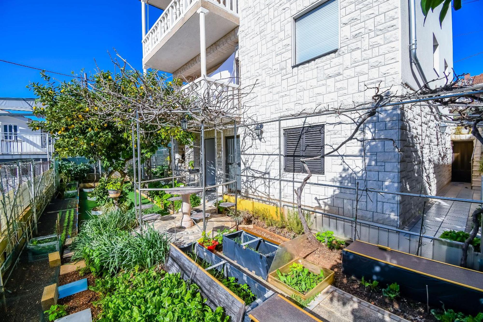 Apartments Anna Τρογκίρ Εξωτερικό φωτογραφία